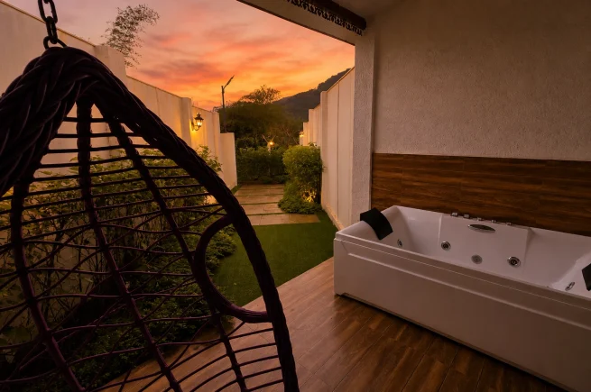 Mulberry Villa - 5