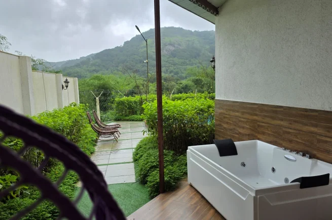 Maple Villa - 2